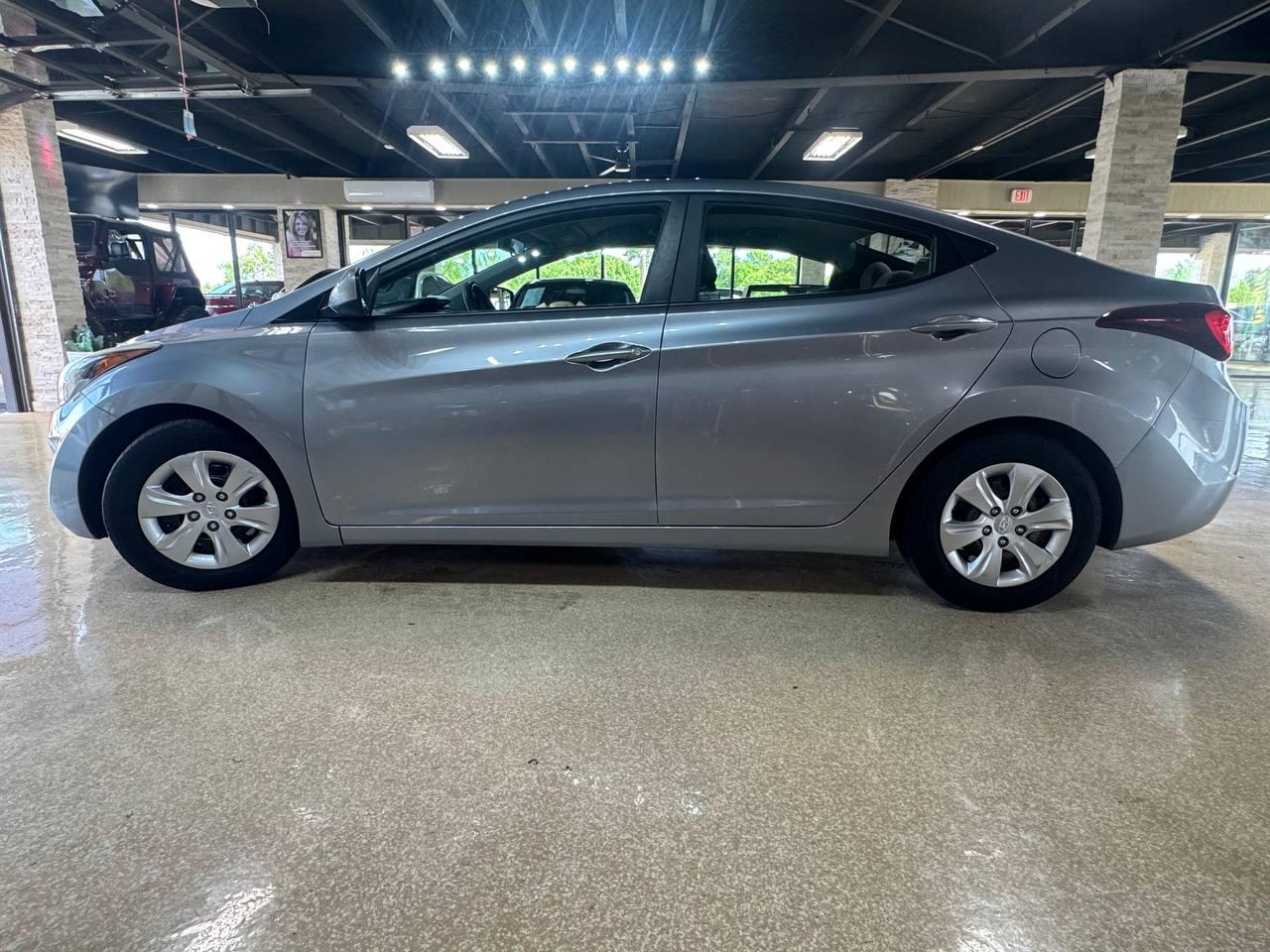 Hyundai Elantra 4dr Sdn Auto SE (Alabama Plant) 2016