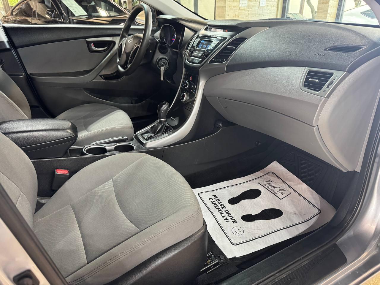 Hyundai Elantra 4dr Sdn Auto SE (Alabama Plant) 2016