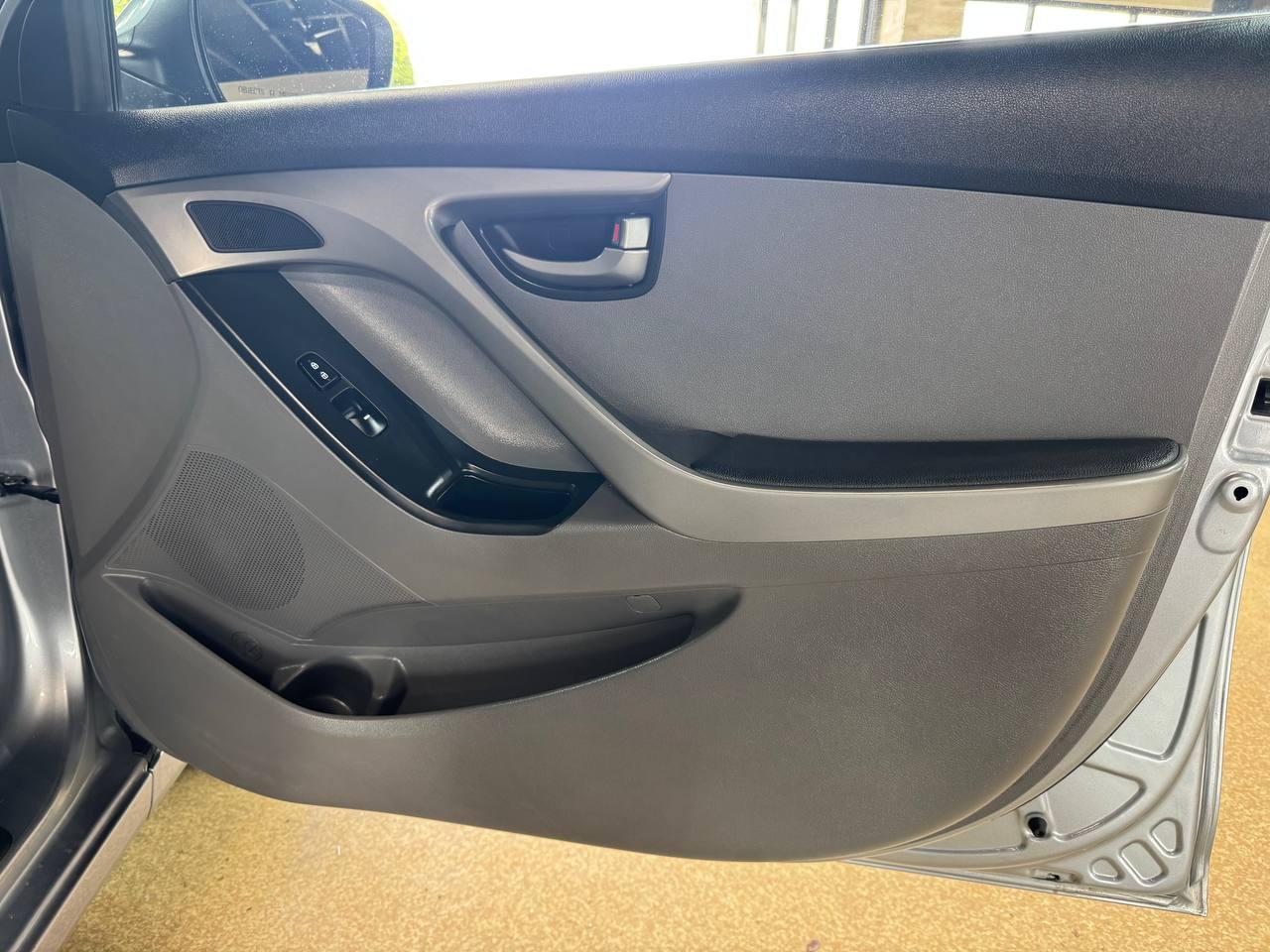 Hyundai Elantra 4dr Sdn Auto SE (Alabama Plant) 2016