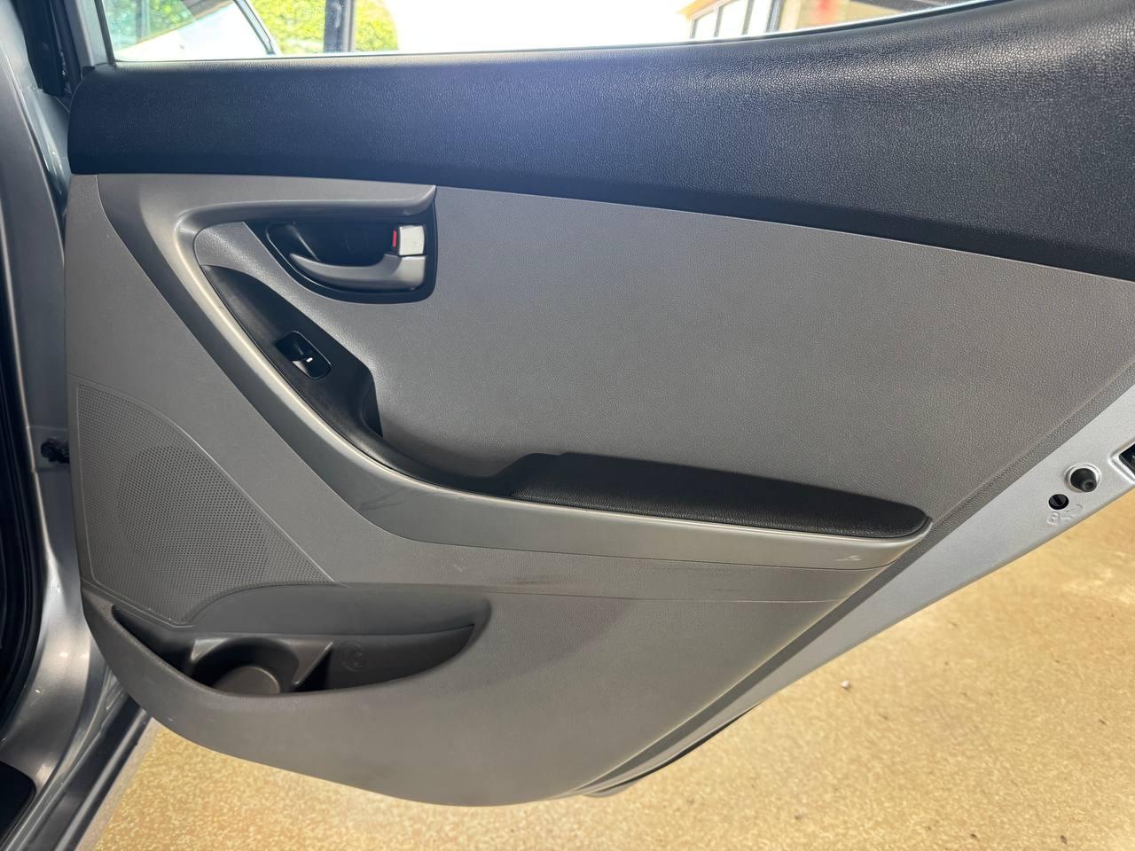 Hyundai Elantra 4dr Sdn Auto SE (Alabama Plant) 2016