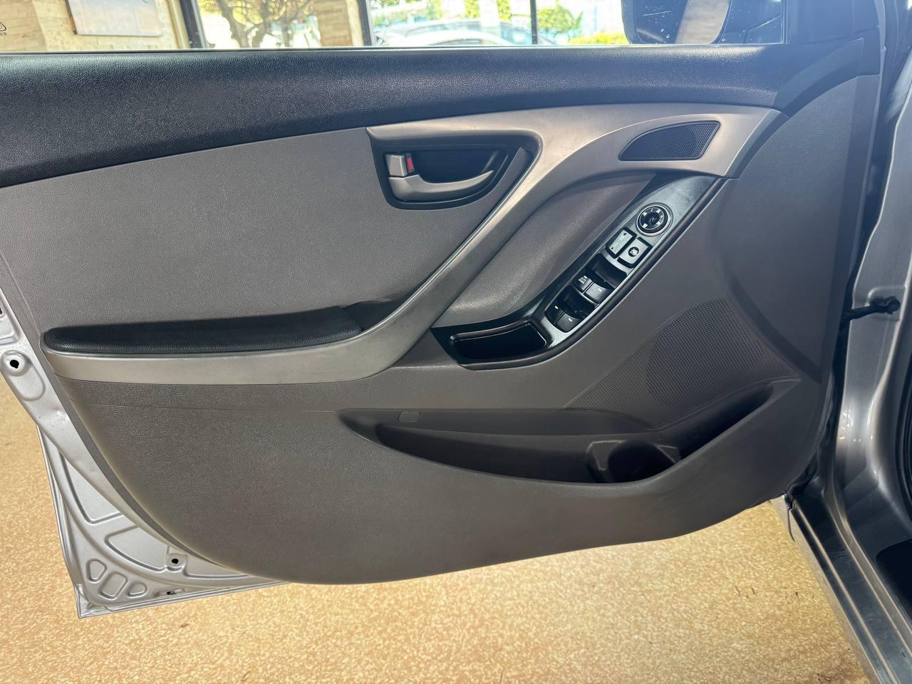 Hyundai Elantra 4dr Sdn Auto SE (Alabama Plant) 2016