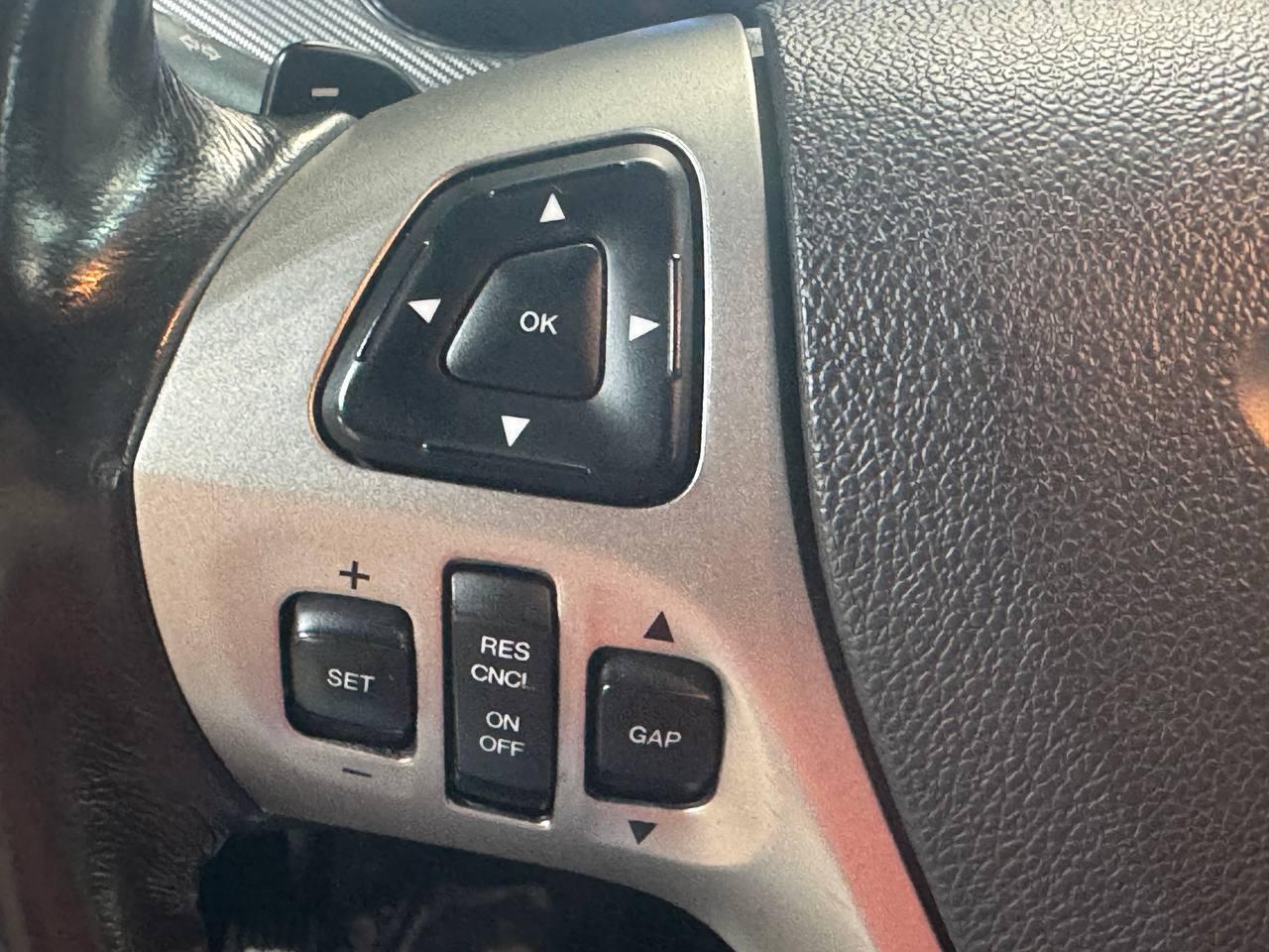 Ford Taurus 4dr Sdn SHO AWD 2016