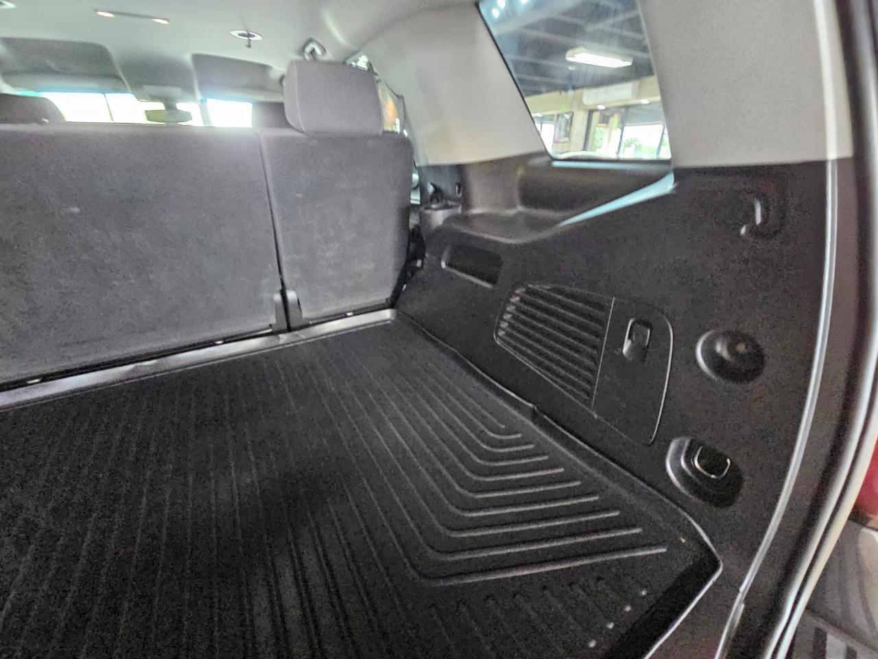 Chevrolet Tahoe 4WD 4dr LS 2018