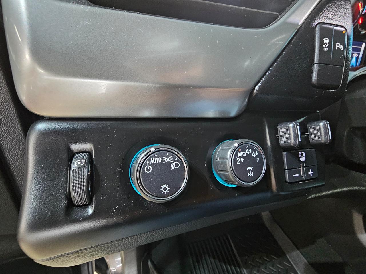 Chevrolet Tahoe 4WD 4dr LS 2018