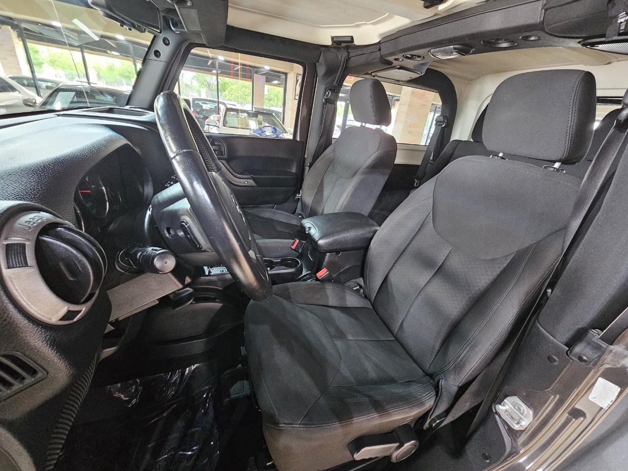 Jeep Wrangler 4WD 2dr Sport 2016