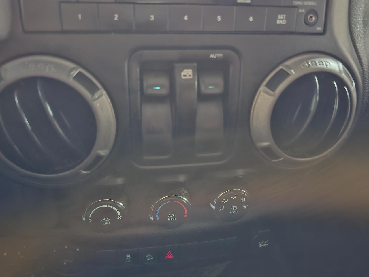 Jeep Wrangler 4WD 2dr Sport 2016