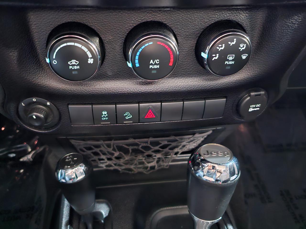 Jeep Wrangler 4WD 2dr Sport 2016