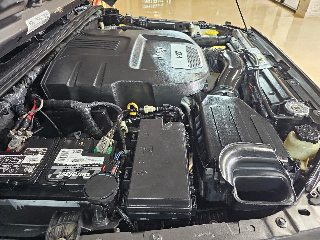 Jeep Wrangler 4WD 2dr Sport 2016