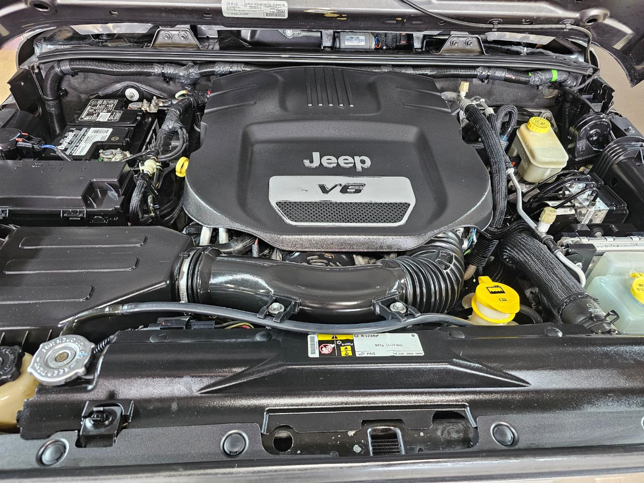 Jeep Wrangler 4WD 2dr Sport 2016