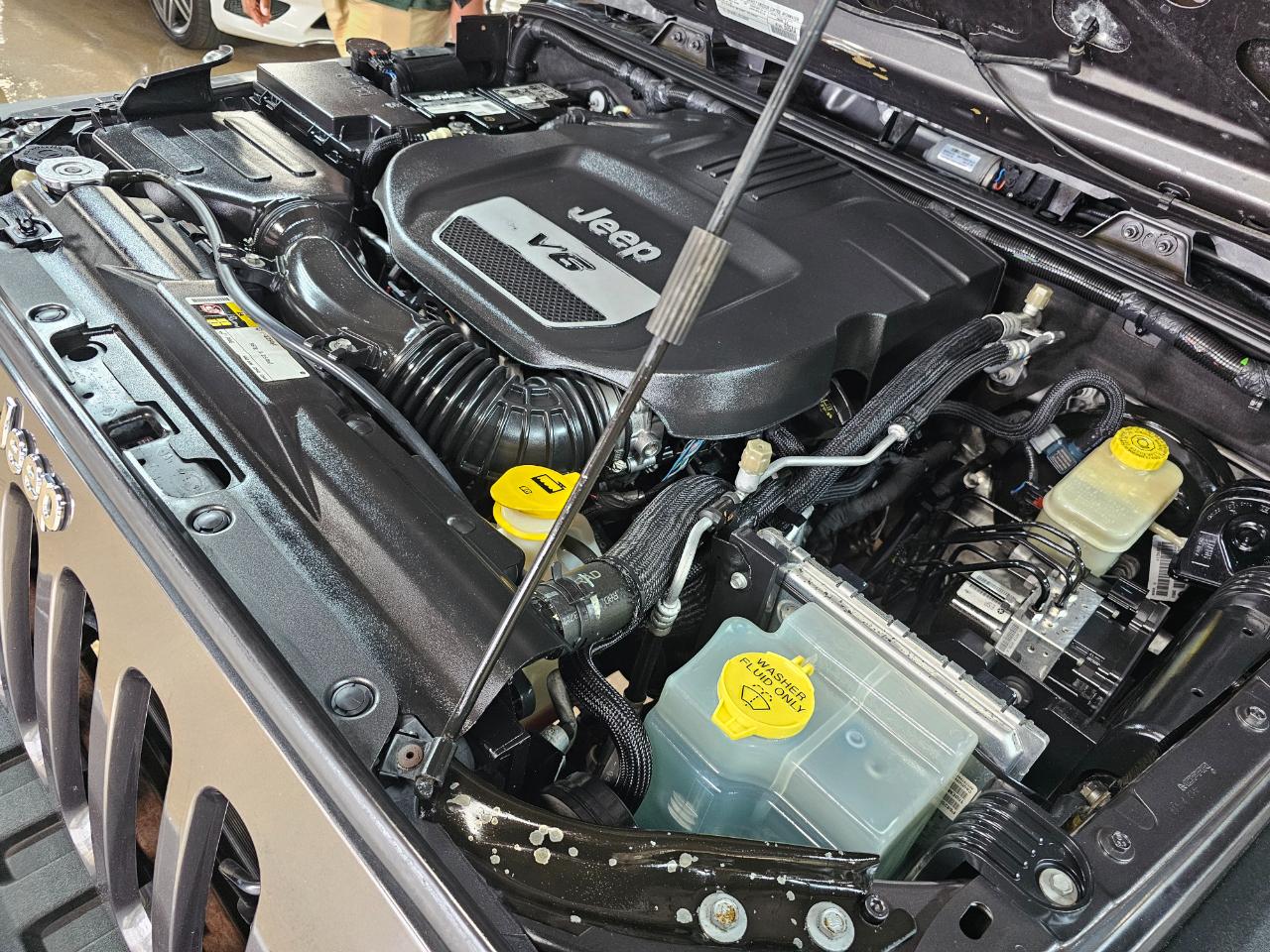 Jeep Wrangler 4WD 2dr Sport 2016