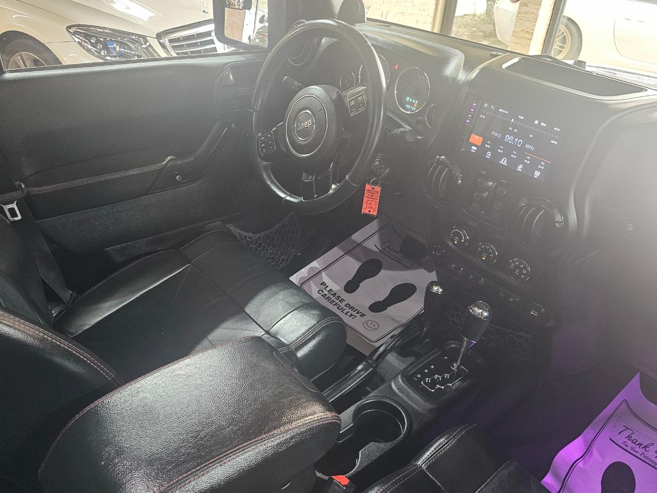 Jeep Wrangler Unlimited 4WD 4dr Altitude 2012