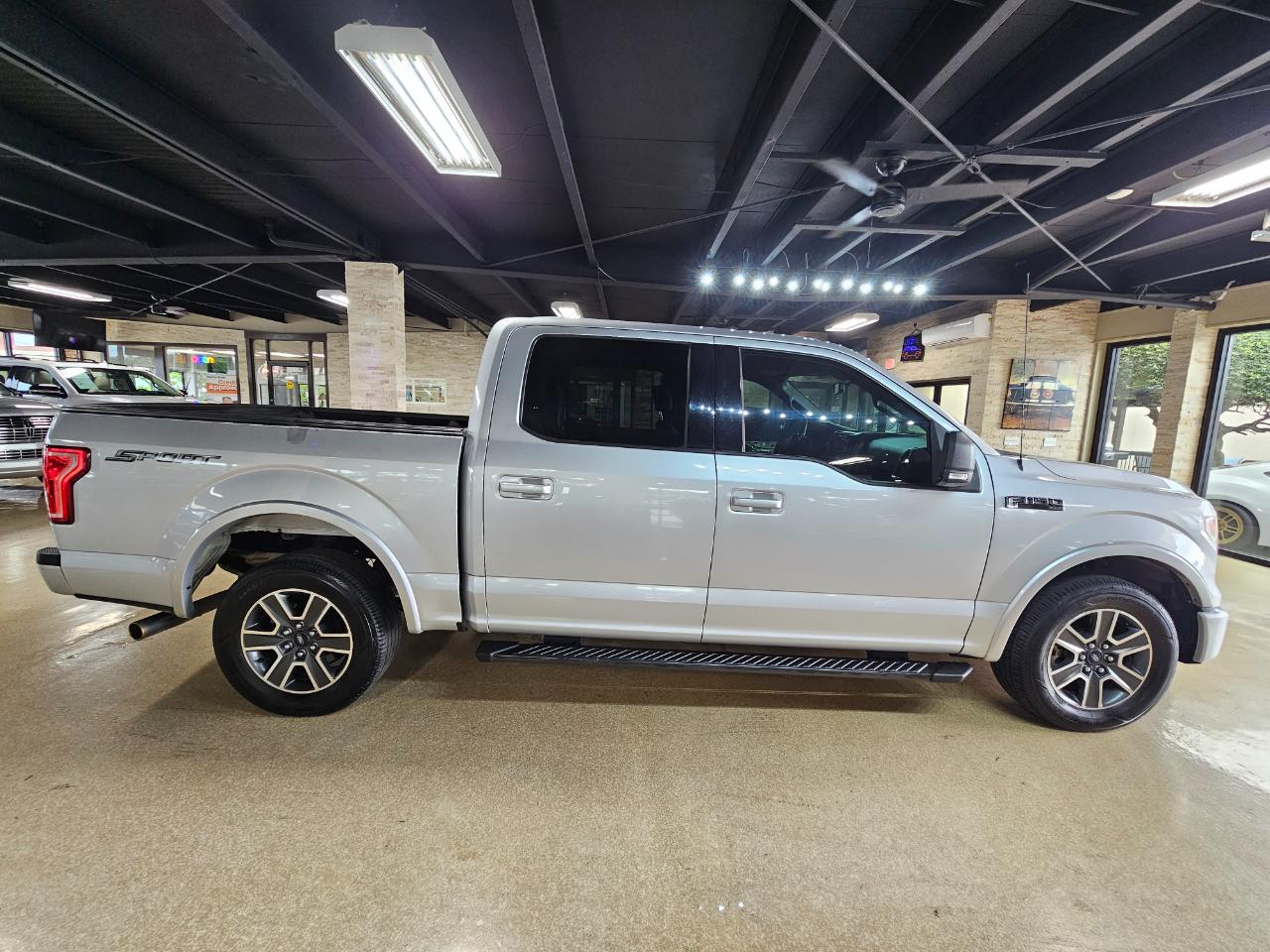 Ford F-150 2WD SuperCrew 157" XL 2016