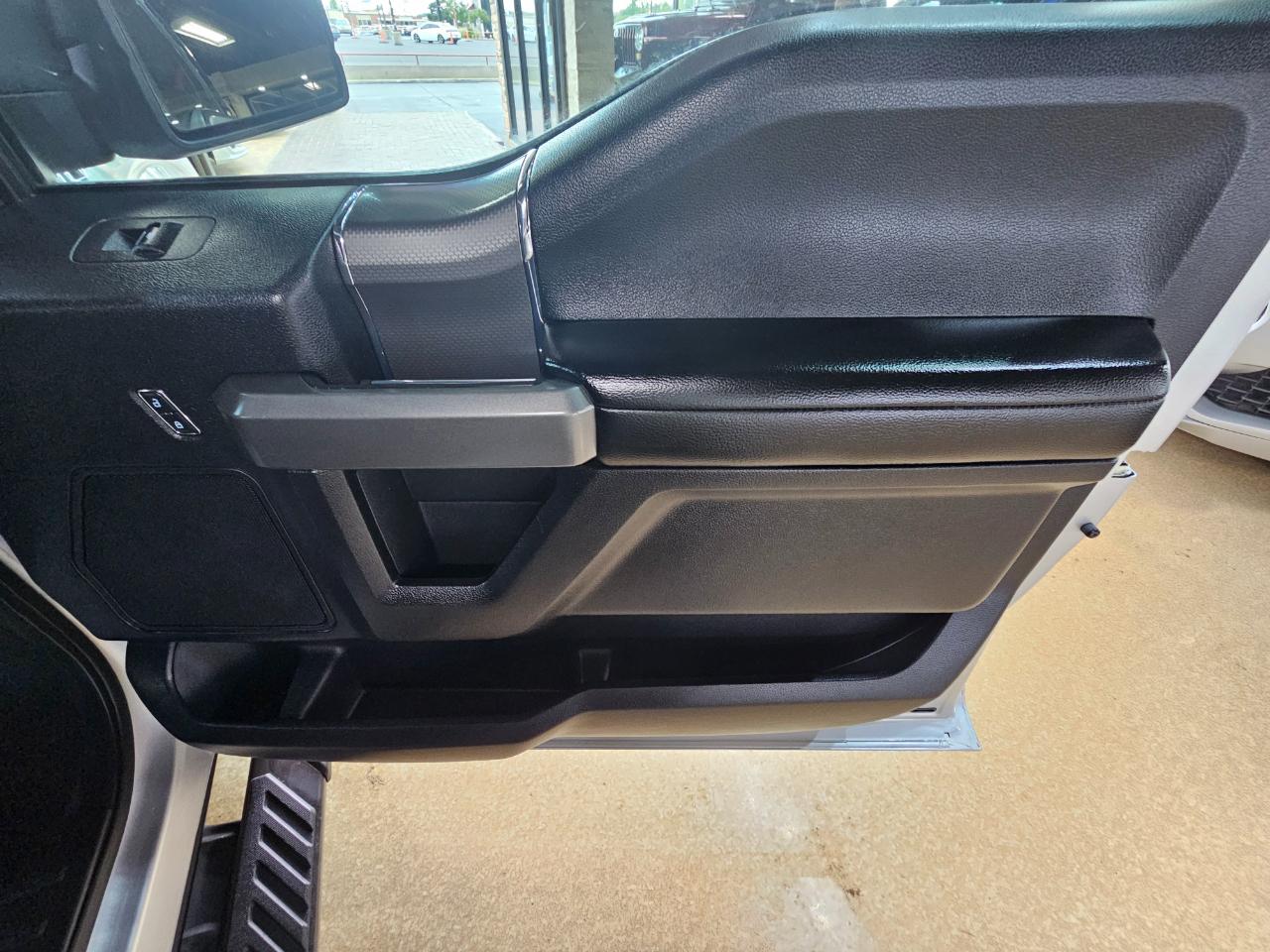 Ford F-150 2WD SuperCrew 157" XL 2016