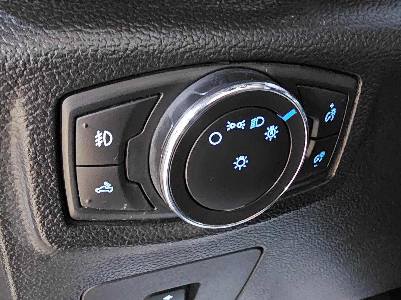 Ford F-150 2WD SuperCrew 157" XL 2016