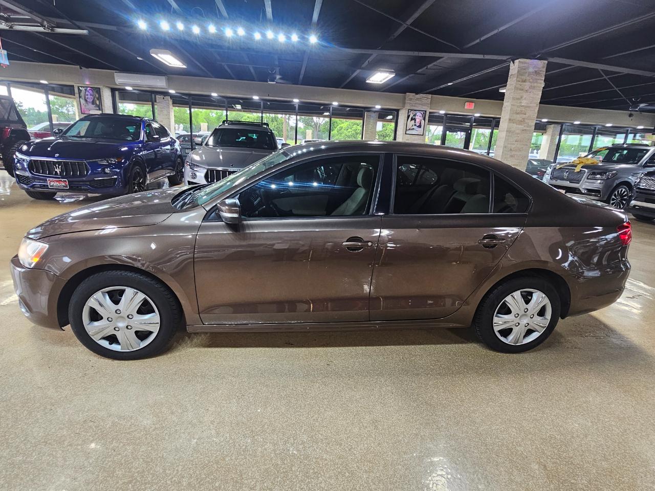 Volkswagen Jetta Sedan 4dr Auto SE 2012