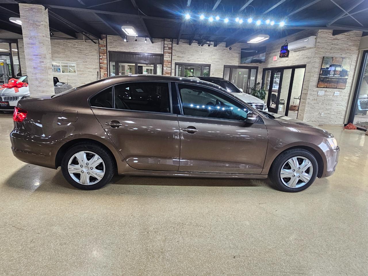 Volkswagen Jetta Sedan 4dr Auto SE 2012