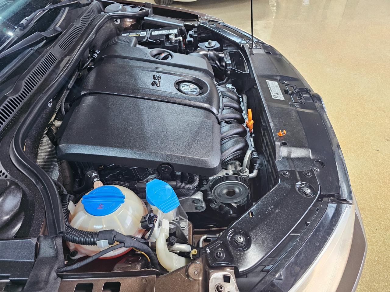 Volkswagen Jetta Sedan 4dr Auto SE 2012