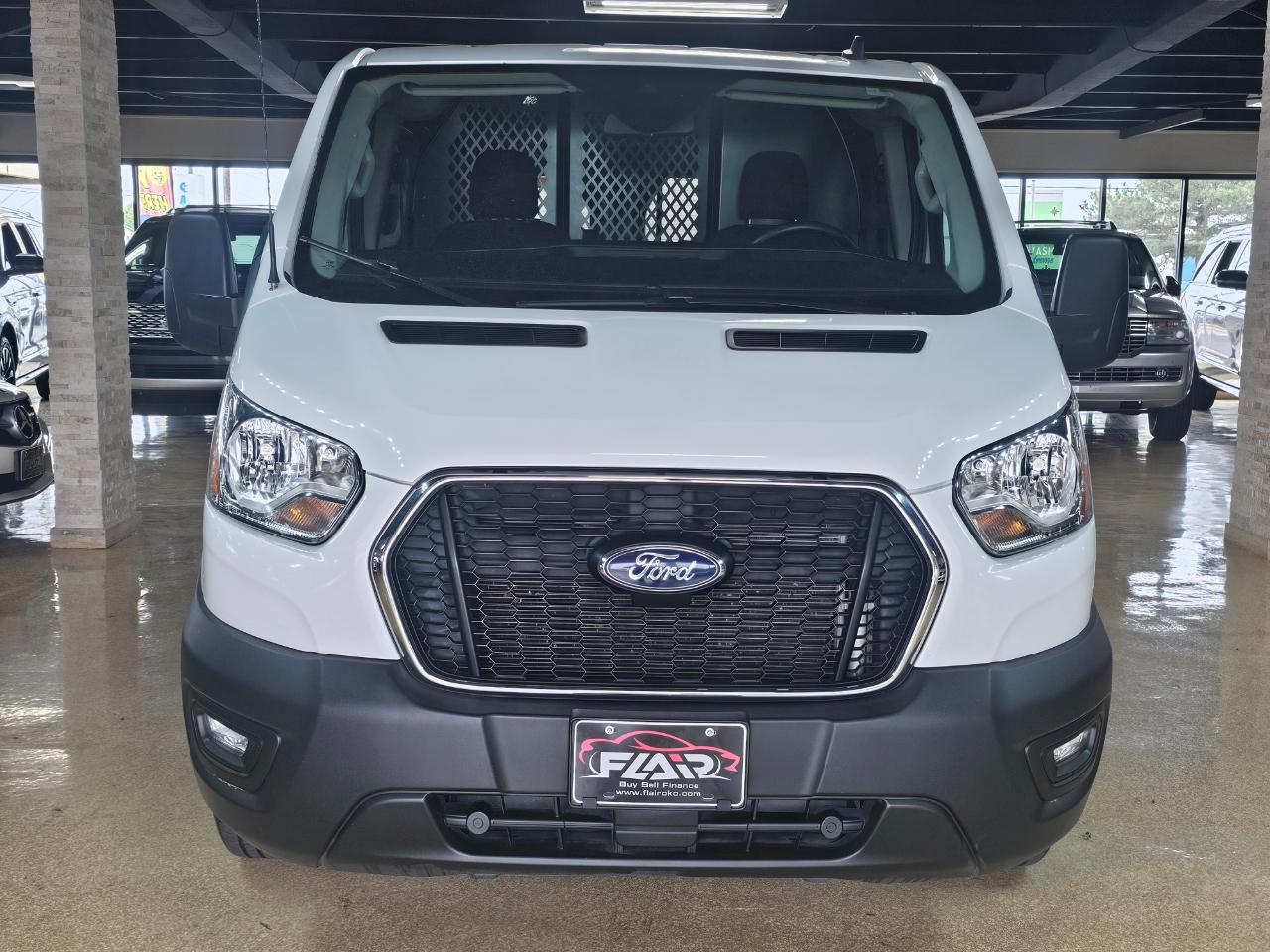 Ford Transit Cargo Van T-250 130" Low Rf 9070 GVWR RWD 2022