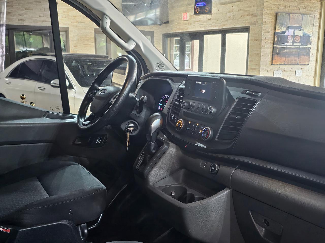 Ford Transit Cargo Van T-250 130" Low Rf 9070 GVWR RWD 2022