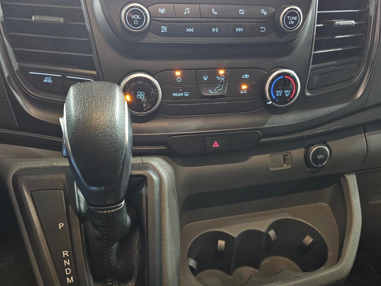 Ford Transit Cargo Van T-250 130" Low Rf 9070 GVWR RWD 2022