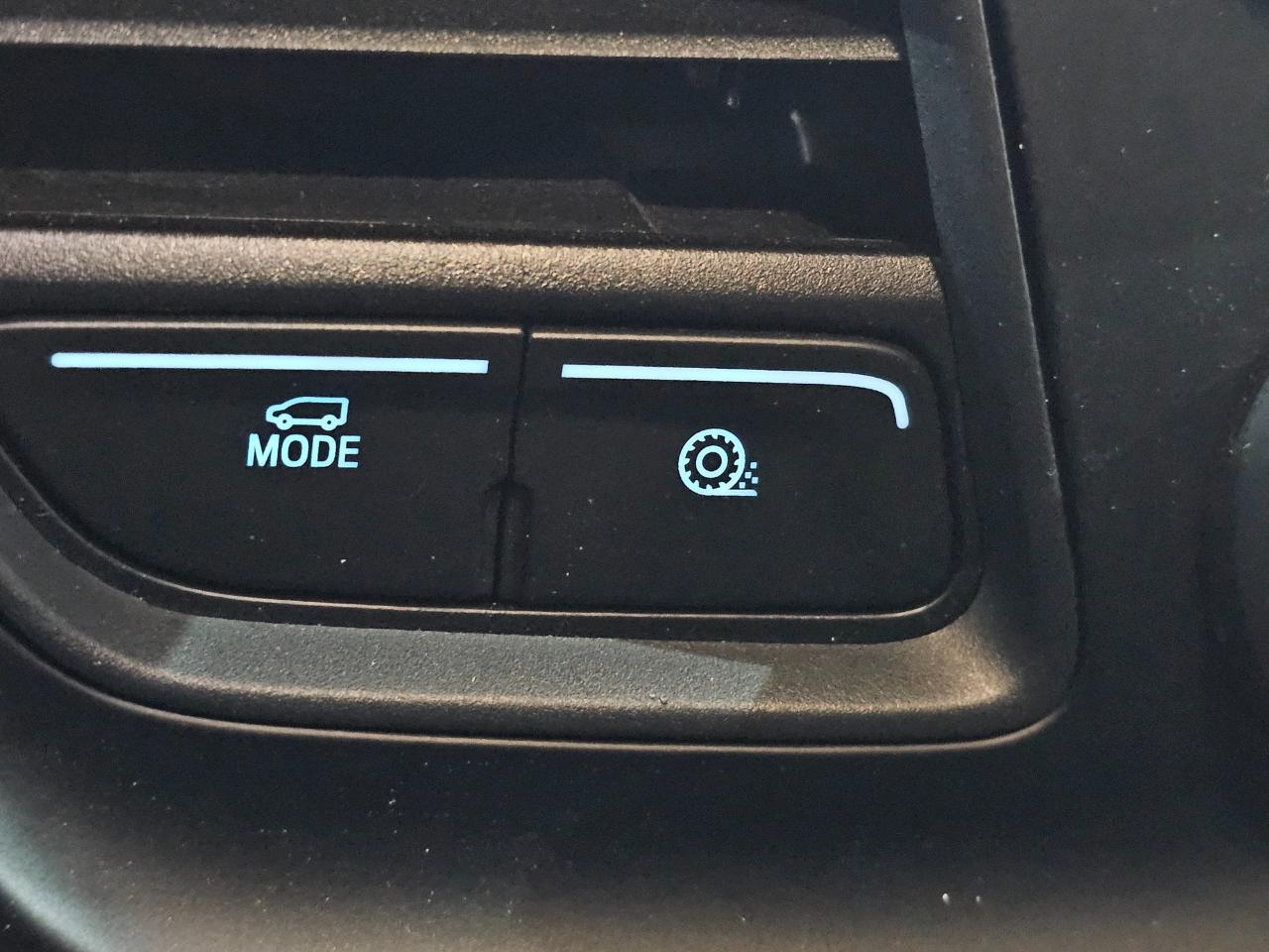 Ford Transit Cargo Van T-250 130" Low Rf 9070 GVWR RWD 2022