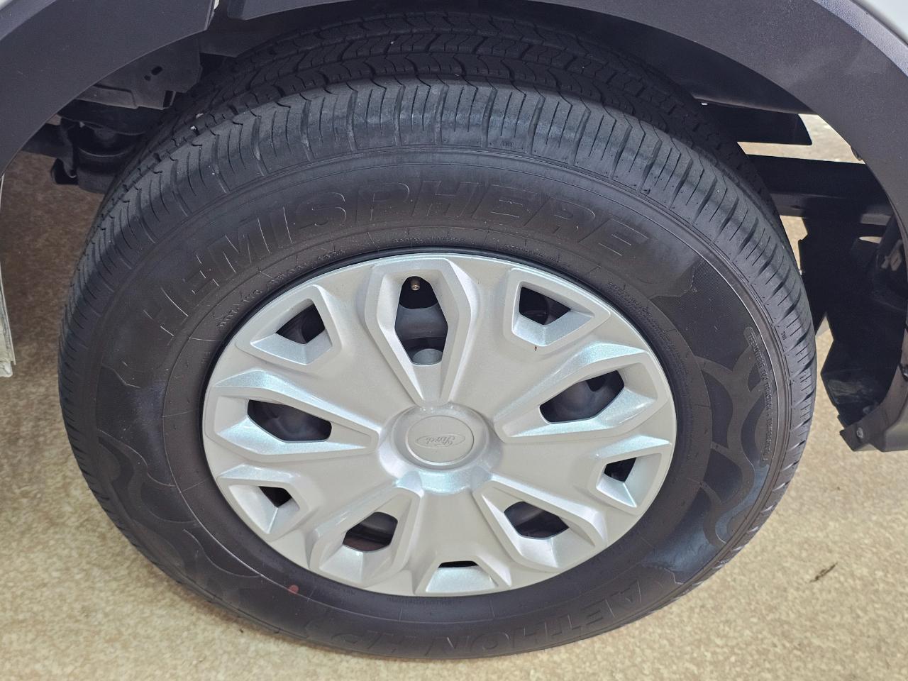 Ford Transit Cargo Van T-250 130" Low Rf 9070 GVWR RWD 2022