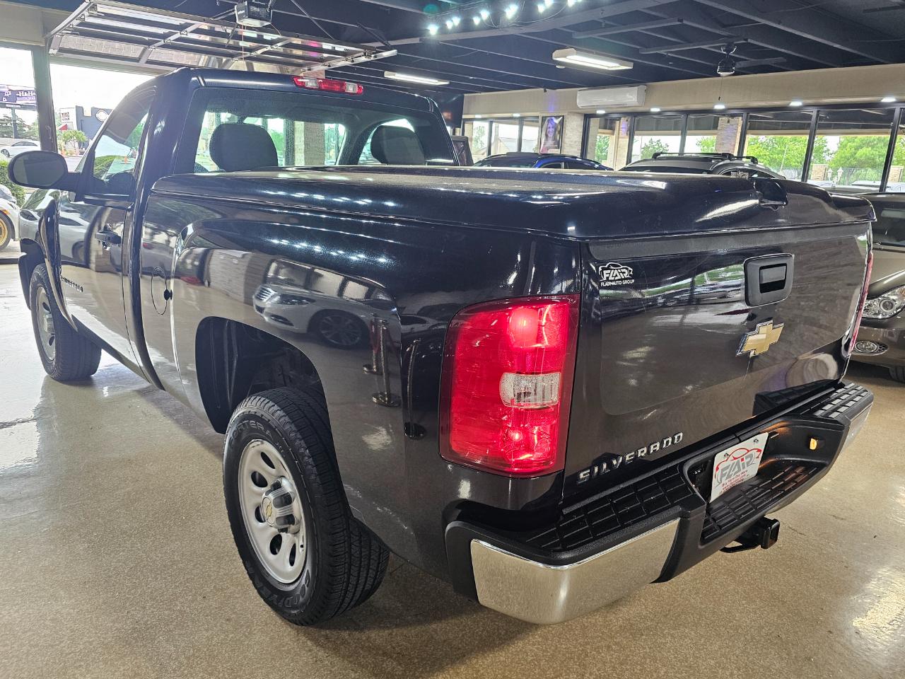 Chevrolet Silverado 1500 2WD Reg Cab 119.0" Work Truck 2008