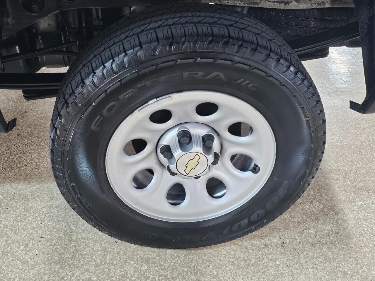 Chevrolet Silverado 1500 2WD Reg Cab 119.0" Work Truck 2008