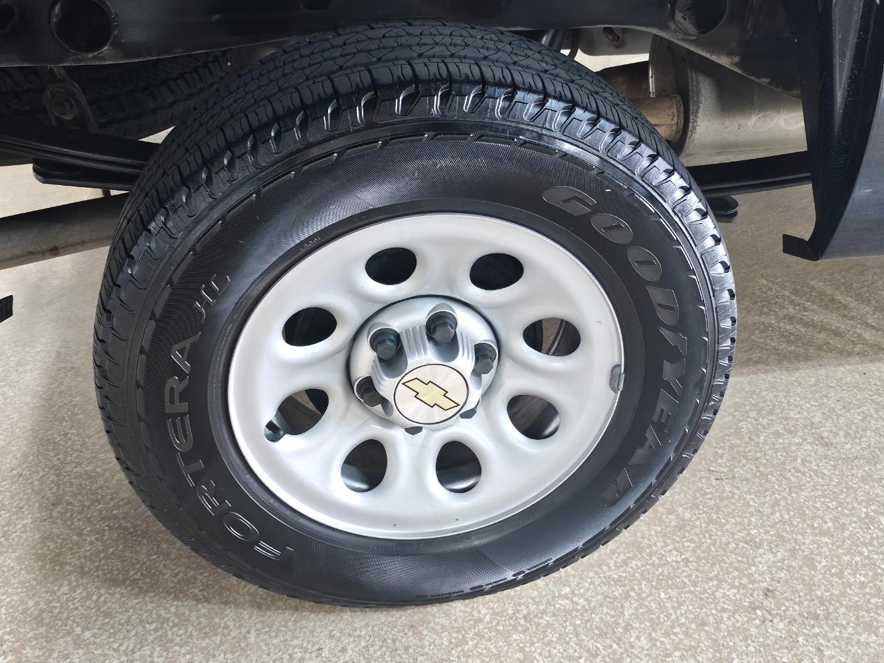 Chevrolet Silverado 1500 2WD Reg Cab 119.0" Work Truck 2008