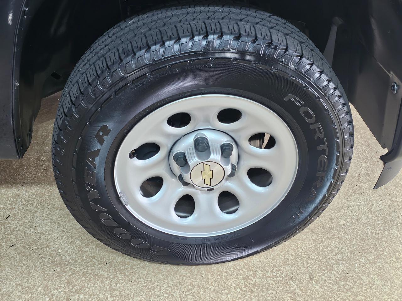 Chevrolet Silverado 1500 2WD Reg Cab 119.0" Work Truck 2008