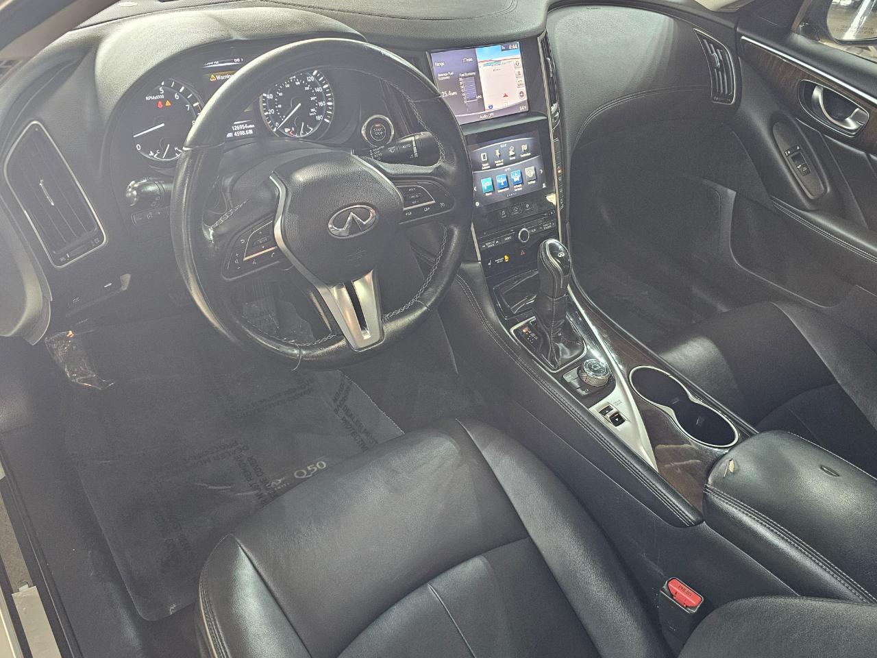 Infiniti Q50 3.0t LUXE RWD 2018