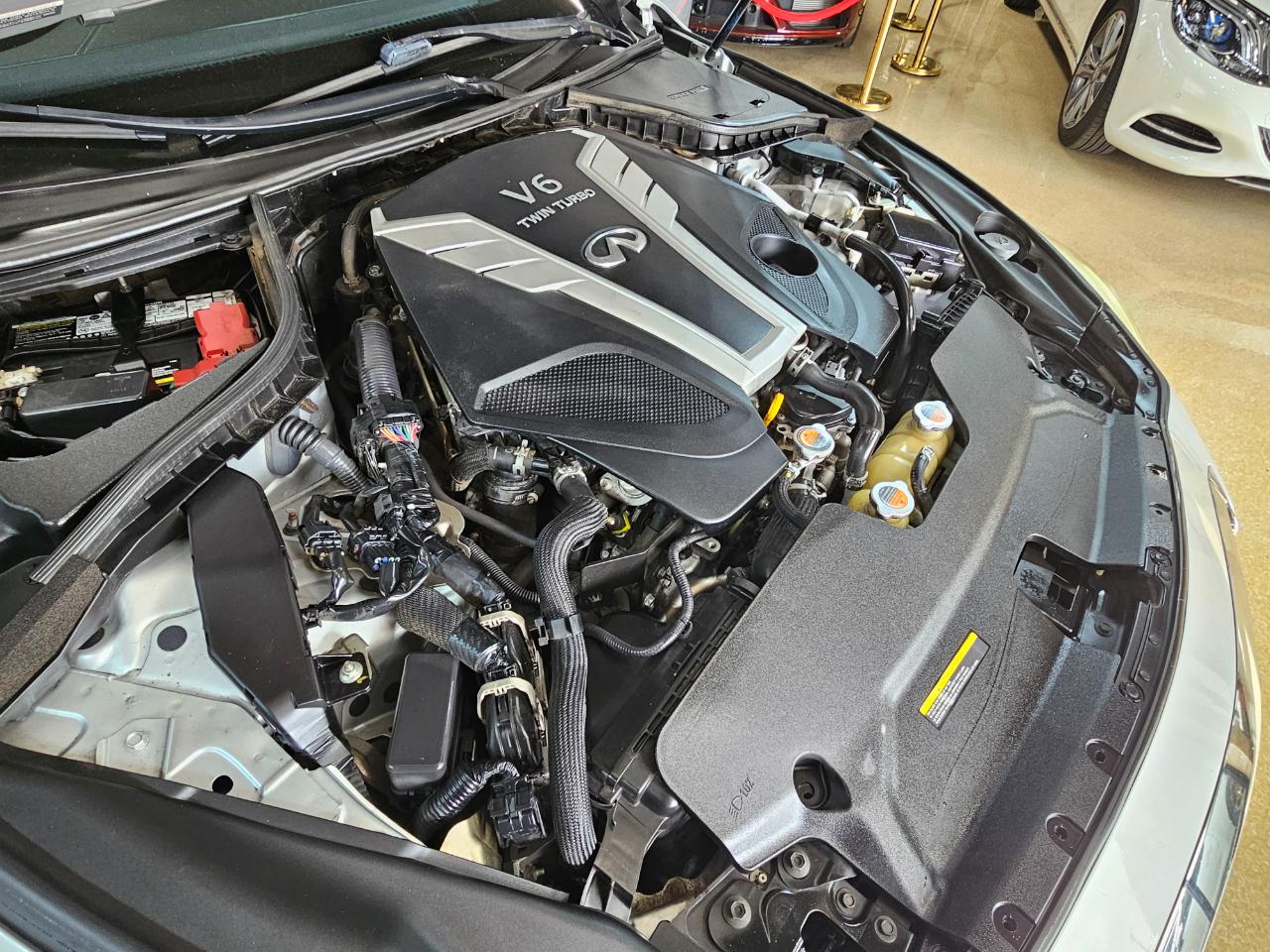 Infiniti Q50 3.0t LUXE RWD 2018