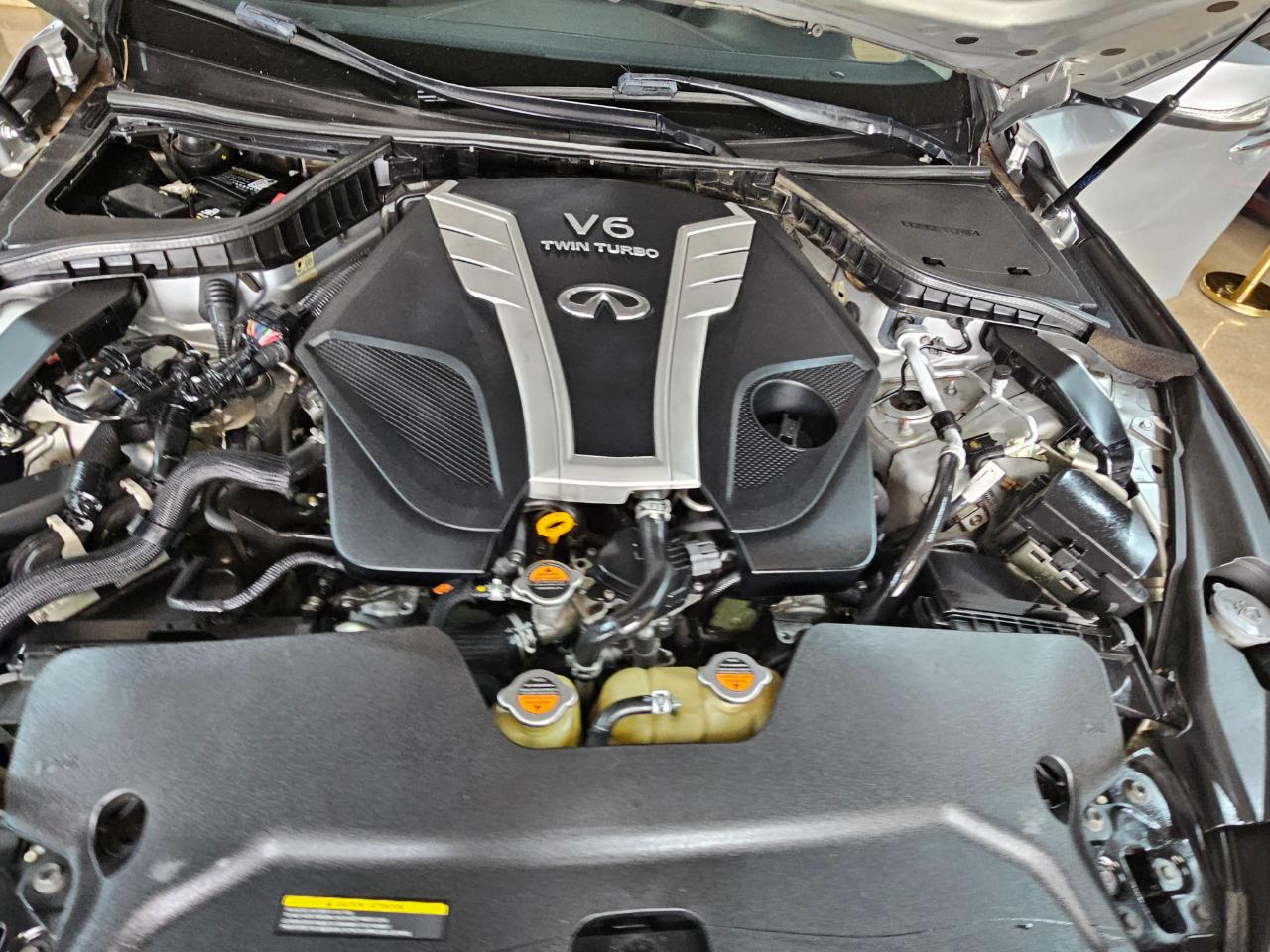 Infiniti Q50 3.0t LUXE RWD 2018
