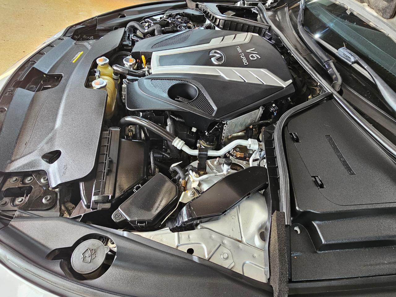 Infiniti Q50 3.0t LUXE RWD 2018