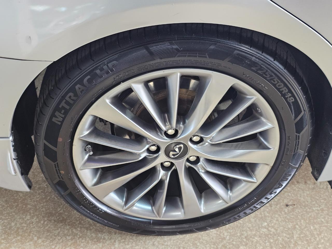 Infiniti Q50 3.0t LUXE RWD 2018