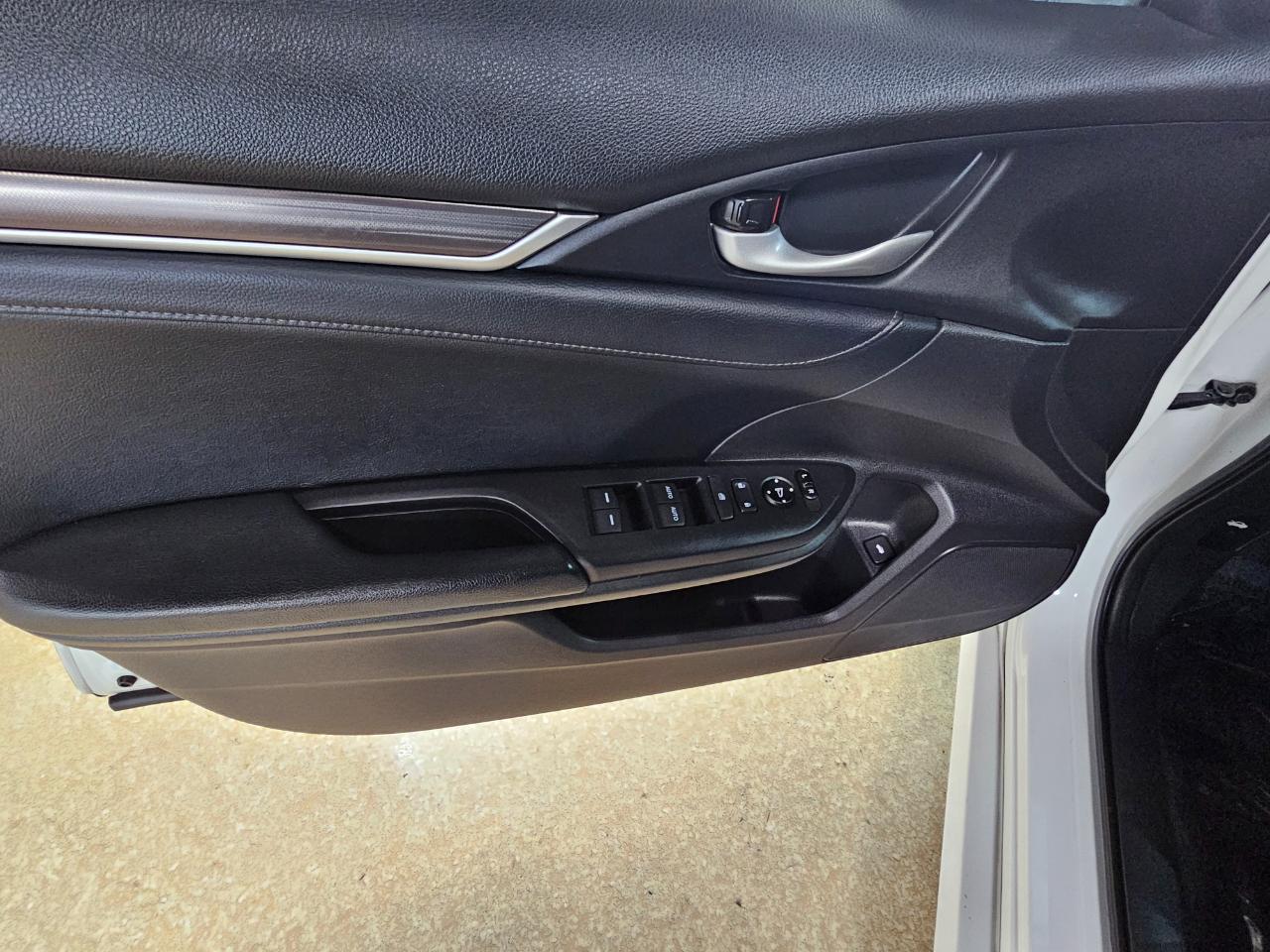 Honda Civic Sedan EX-L CVT 2019