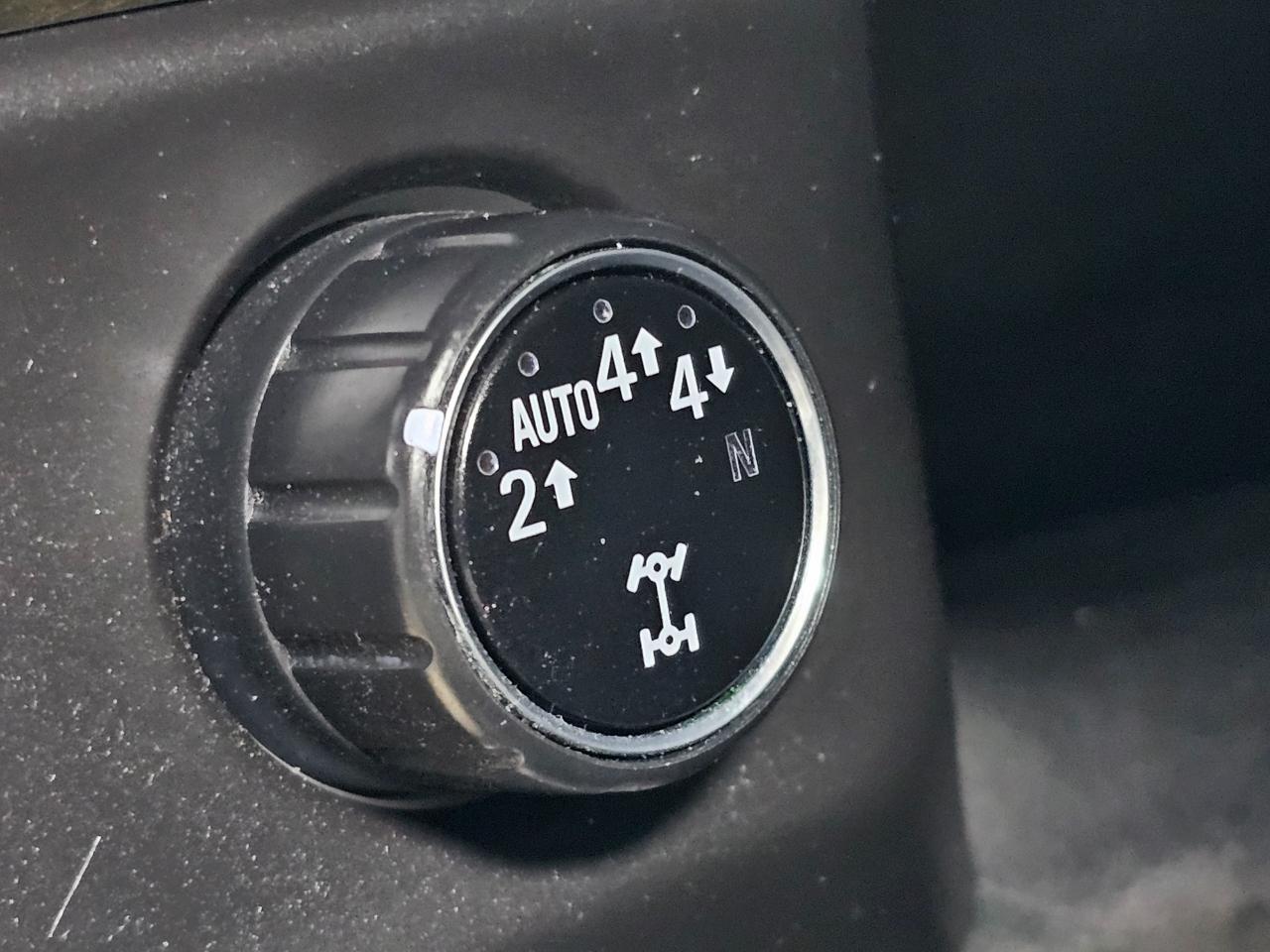 Cadillac Escalade 4WD 4dr Platinum 2017