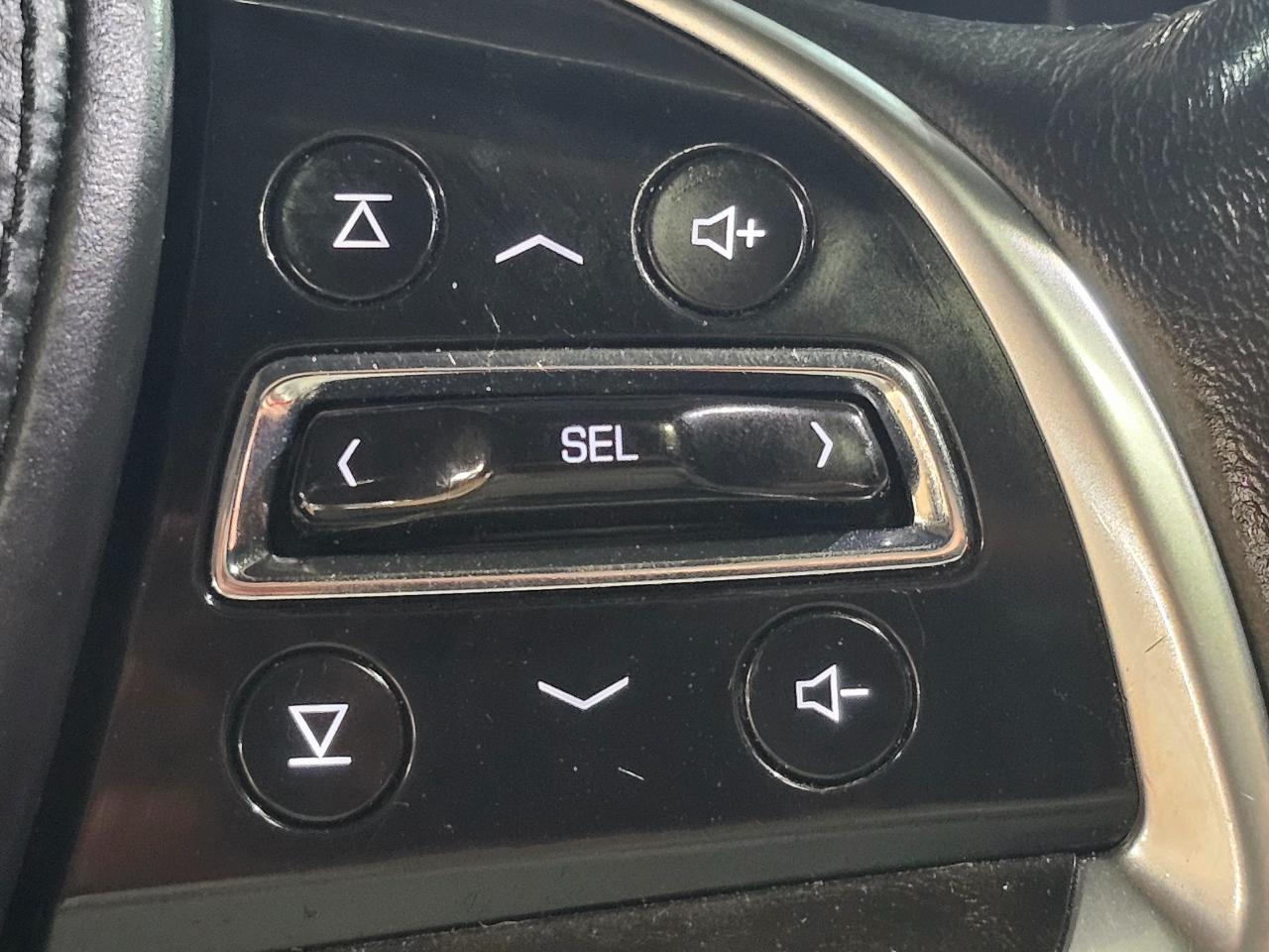 Cadillac Escalade 4WD 4dr Platinum 2017