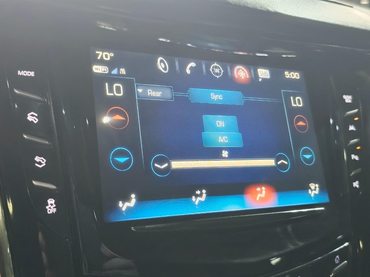 Cadillac Escalade 4WD 4dr Platinum 2017