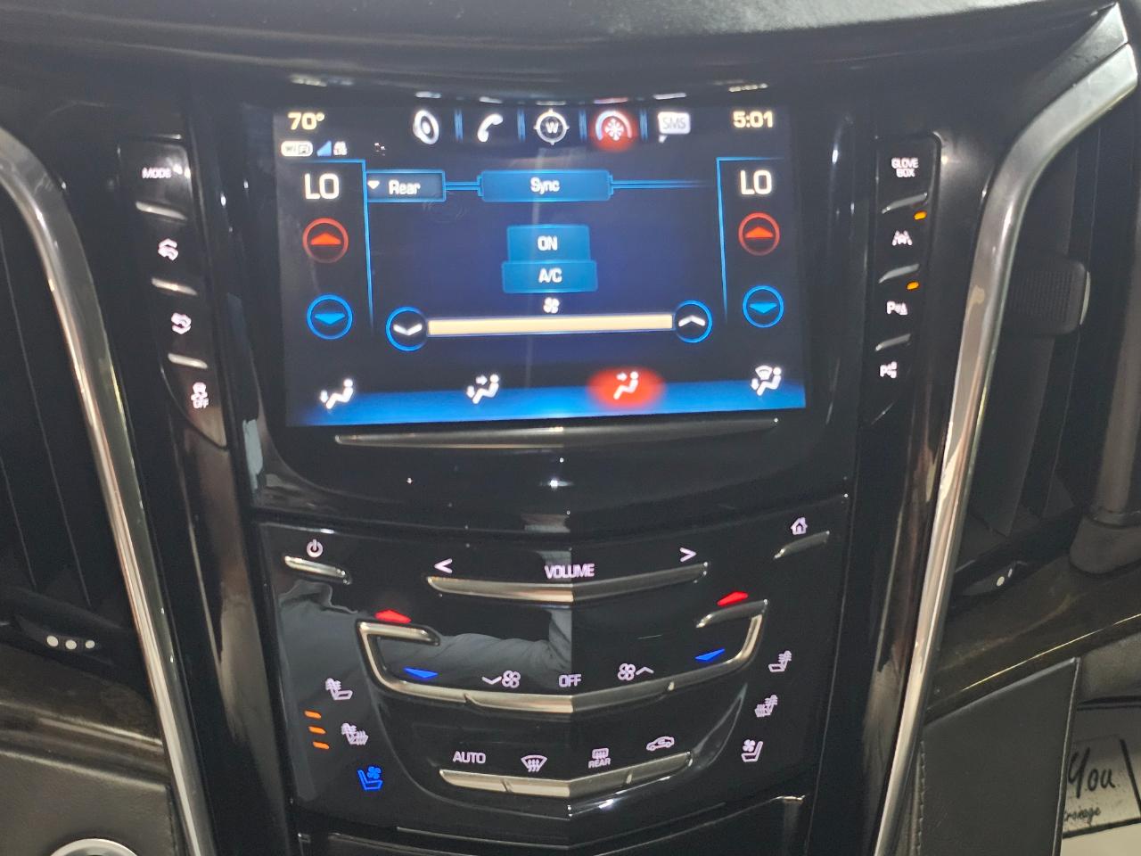 Cadillac Escalade 4WD 4dr Platinum 2017