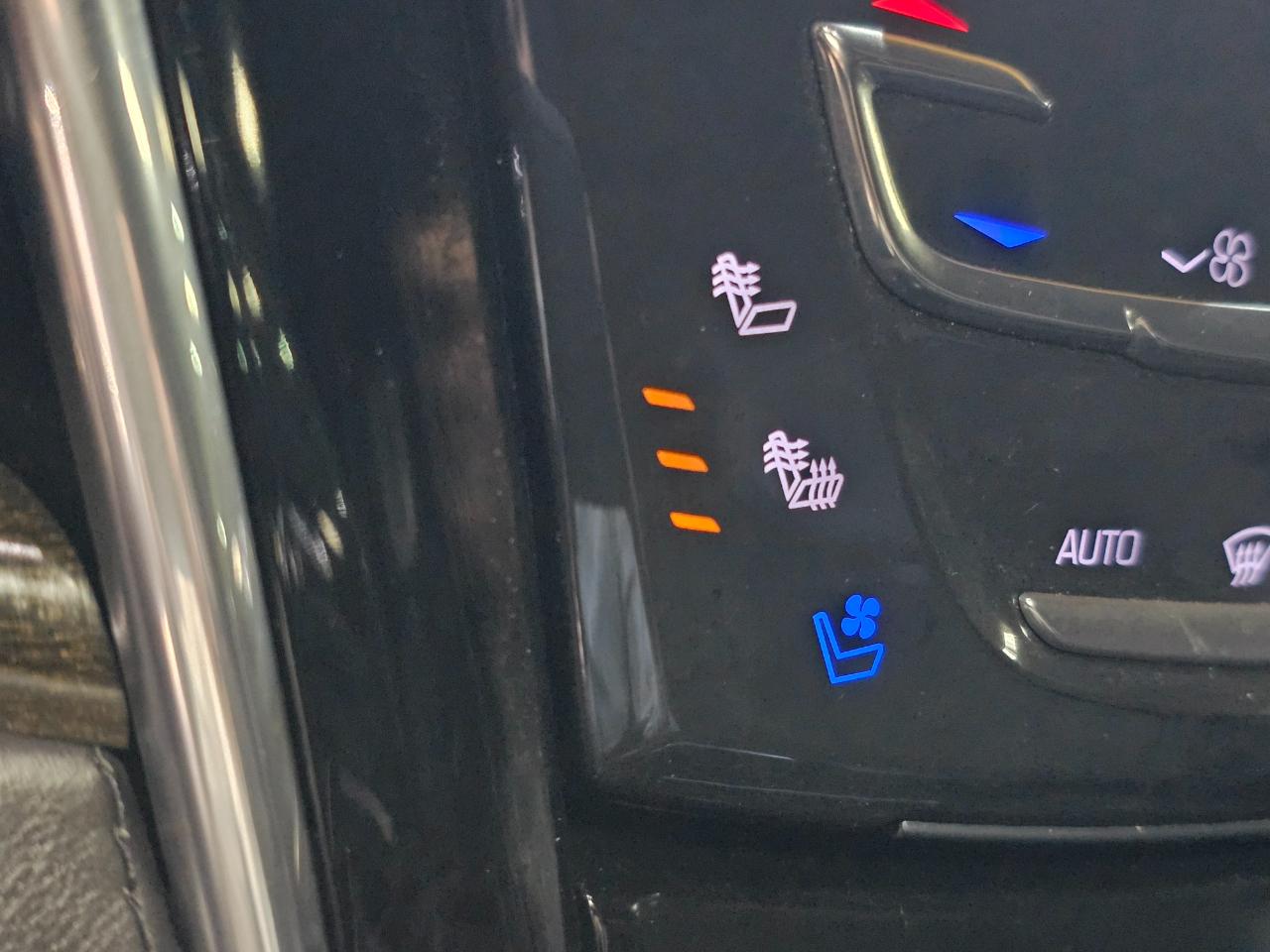 Cadillac Escalade 4WD 4dr Platinum 2017