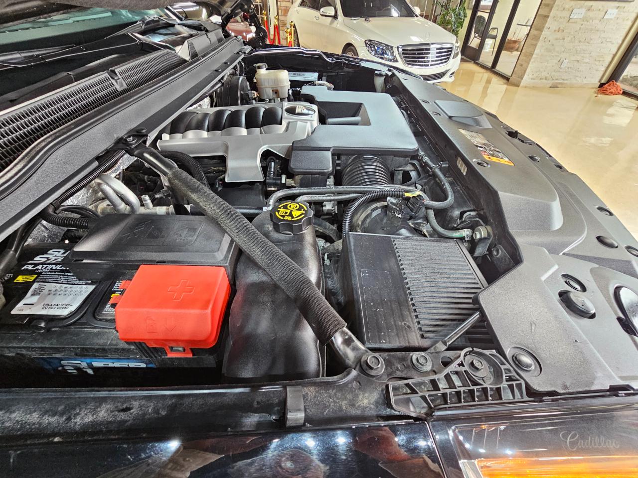 Cadillac Escalade 4WD 4dr Platinum 2017