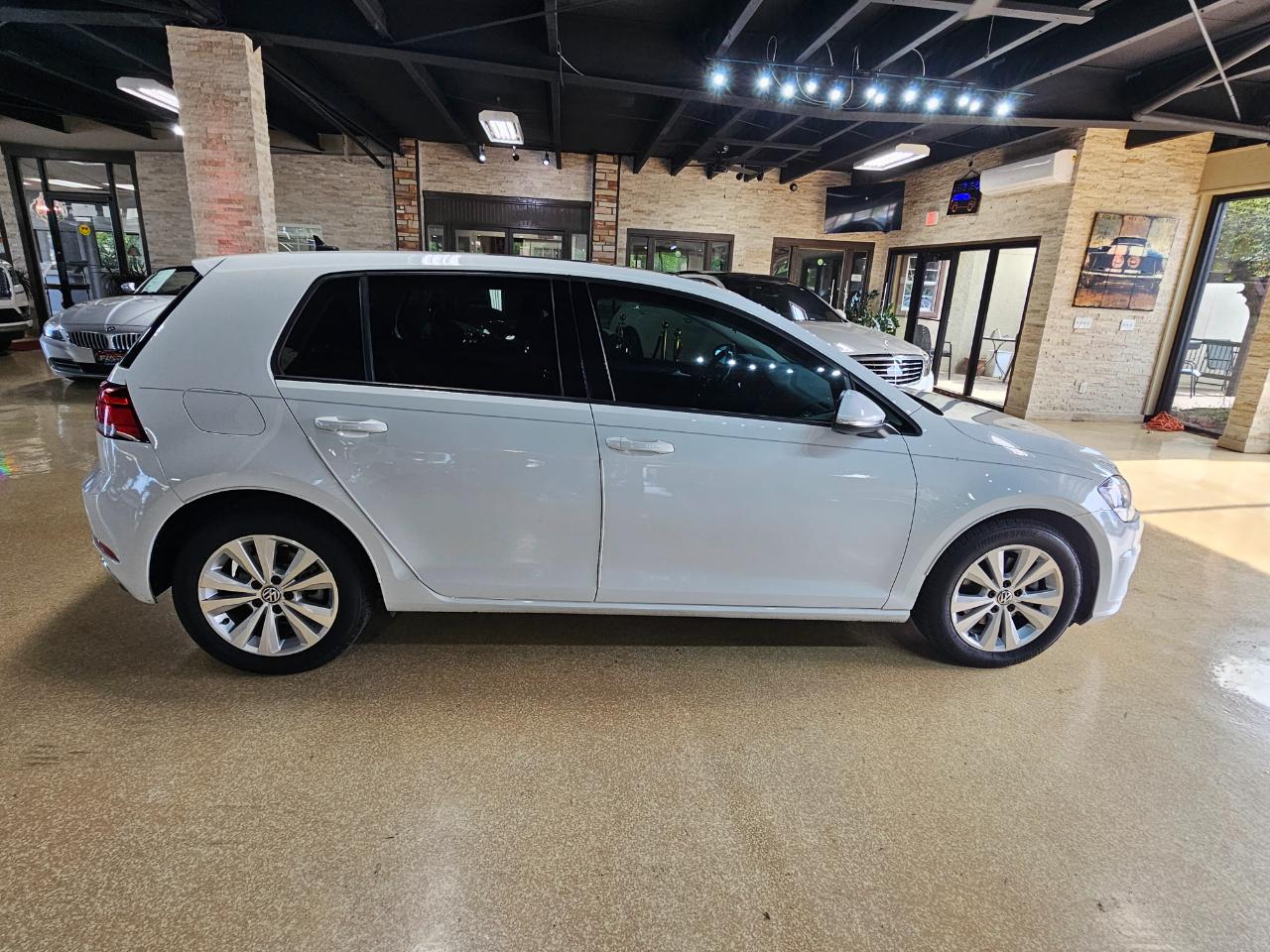 Volkswagen Golf 1.8T S Auto 2018