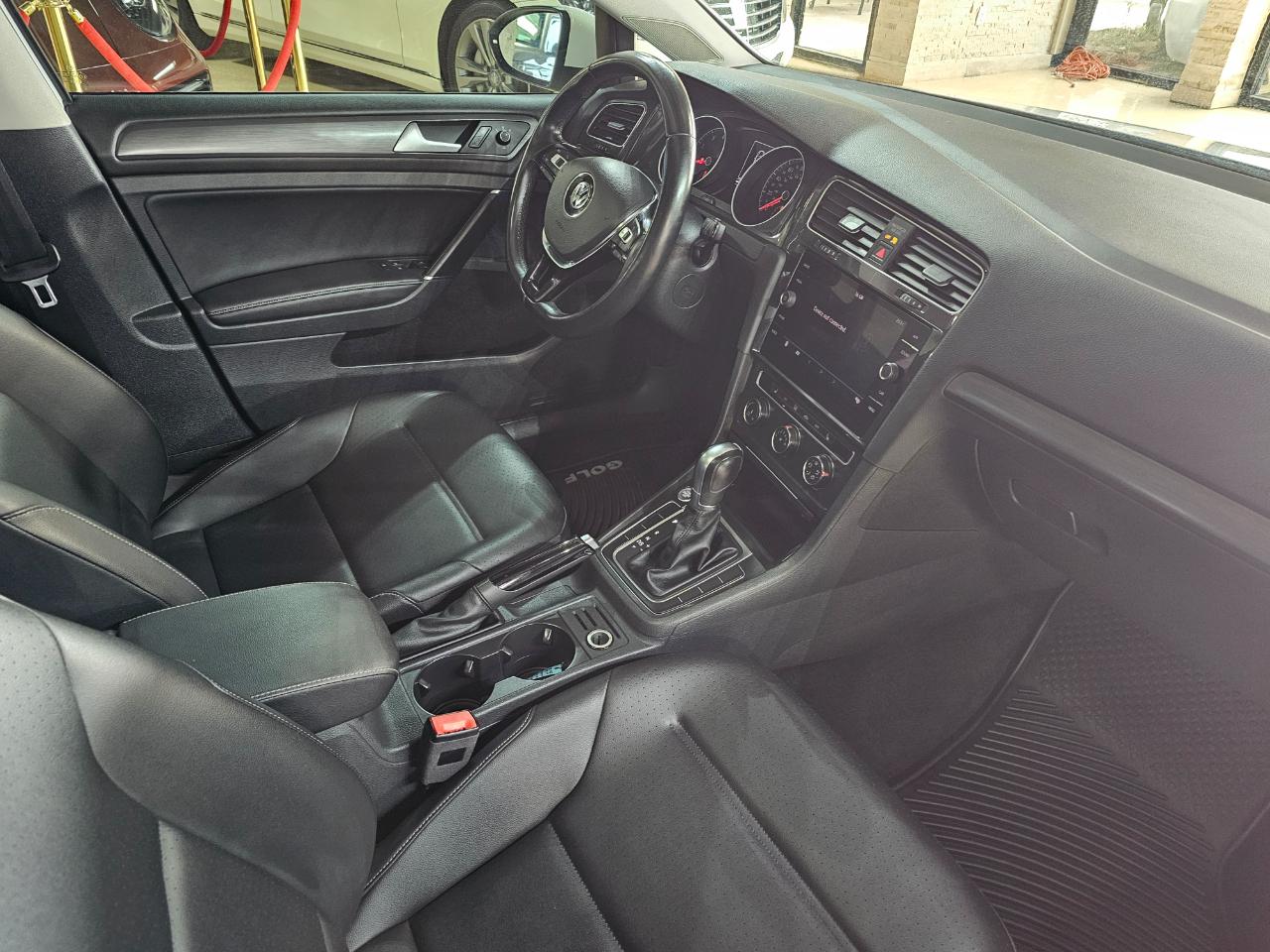 Volkswagen Golf 1.8T S Auto 2018