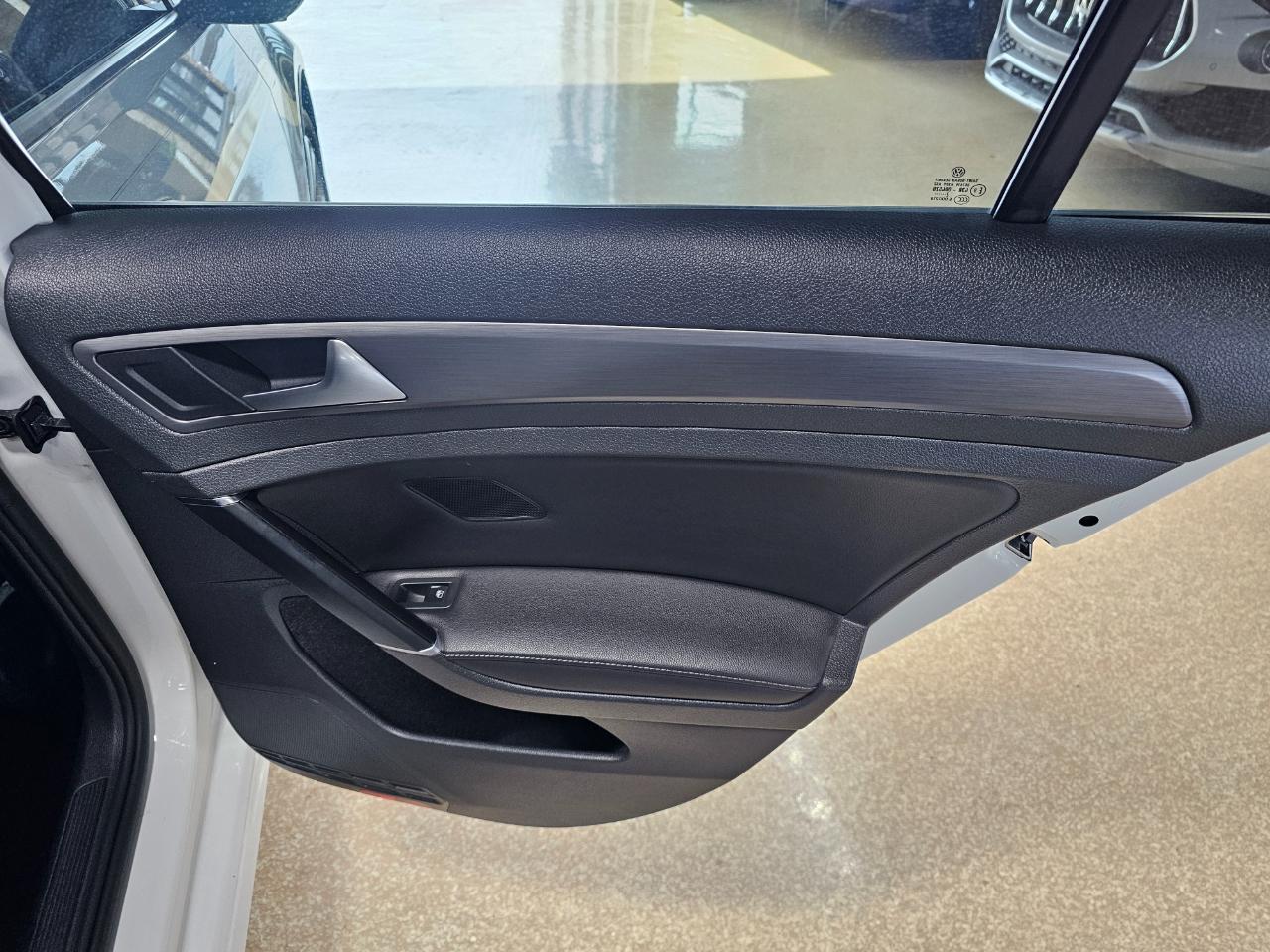 Volkswagen Golf 1.8T S Auto 2018