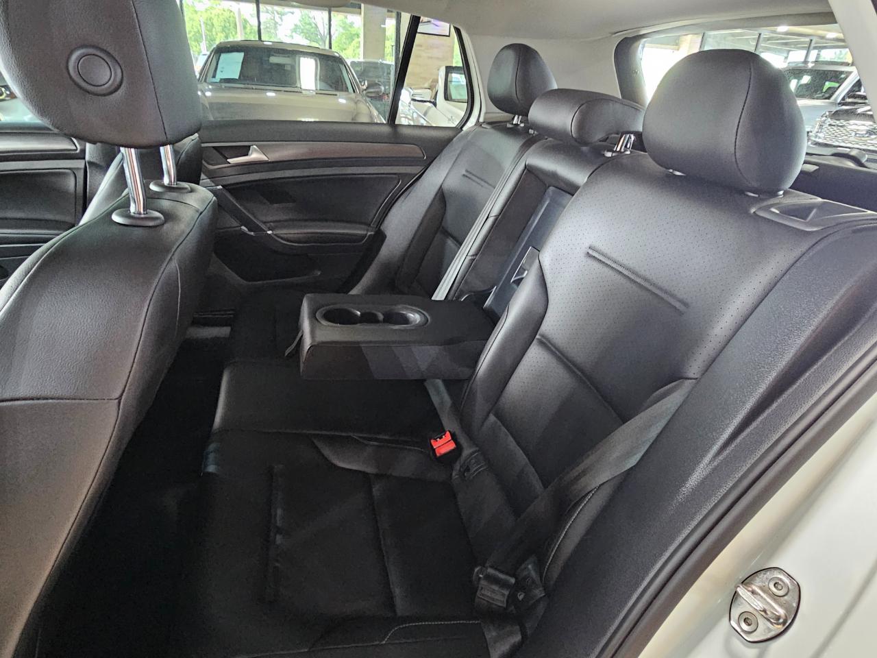 Volkswagen Golf 1.8T S Auto 2018