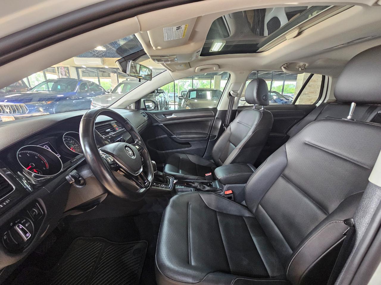 Volkswagen Golf 1.8T S Auto 2018