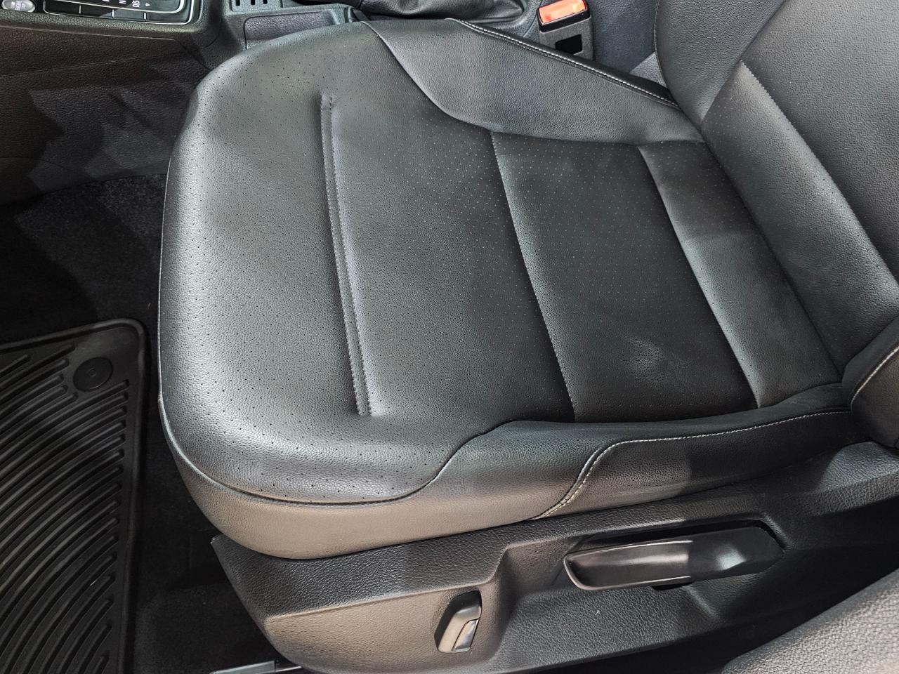 Volkswagen Golf 1.8T S Auto 2018