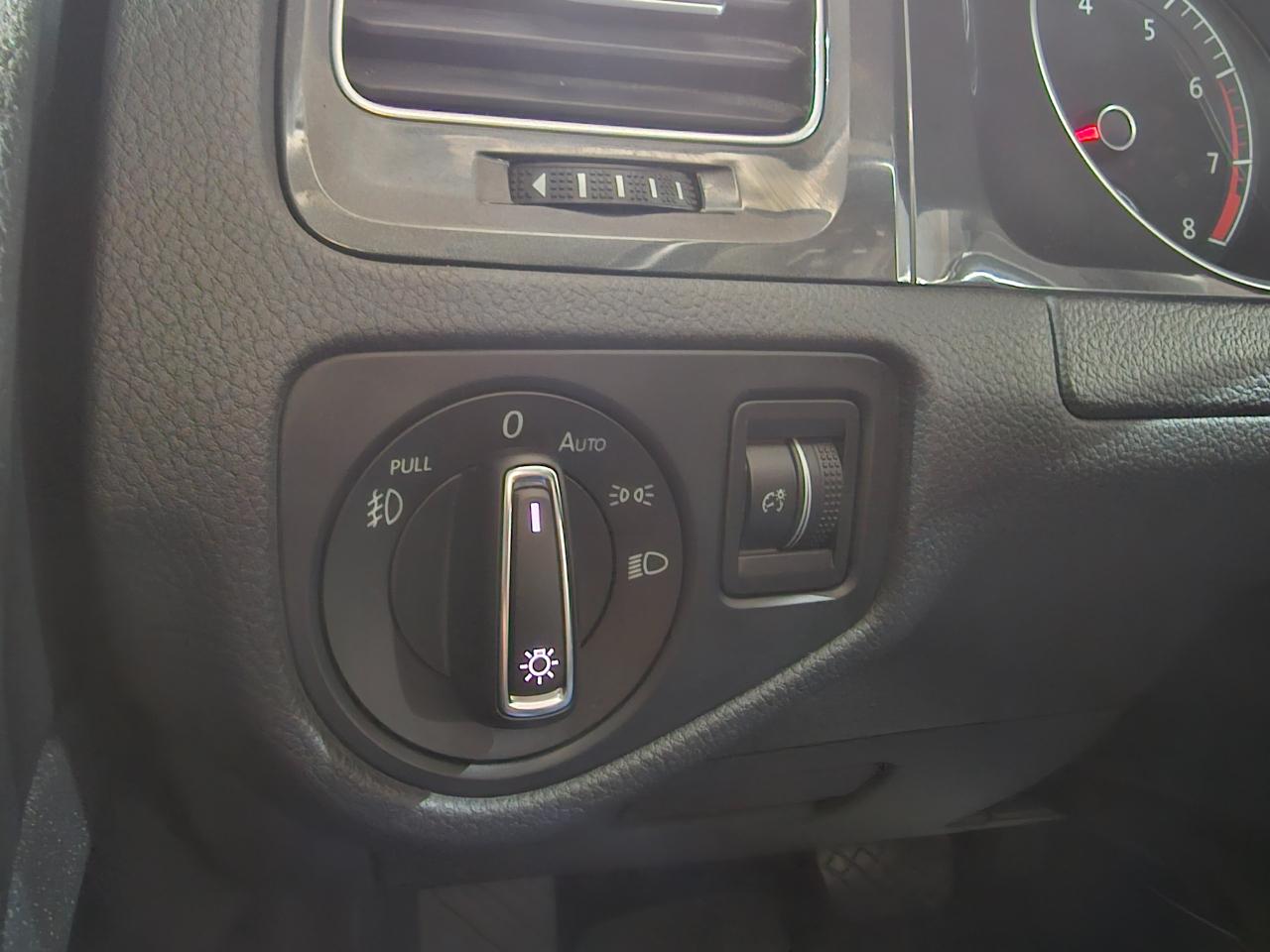 Volkswagen Golf 1.8T S Auto 2018