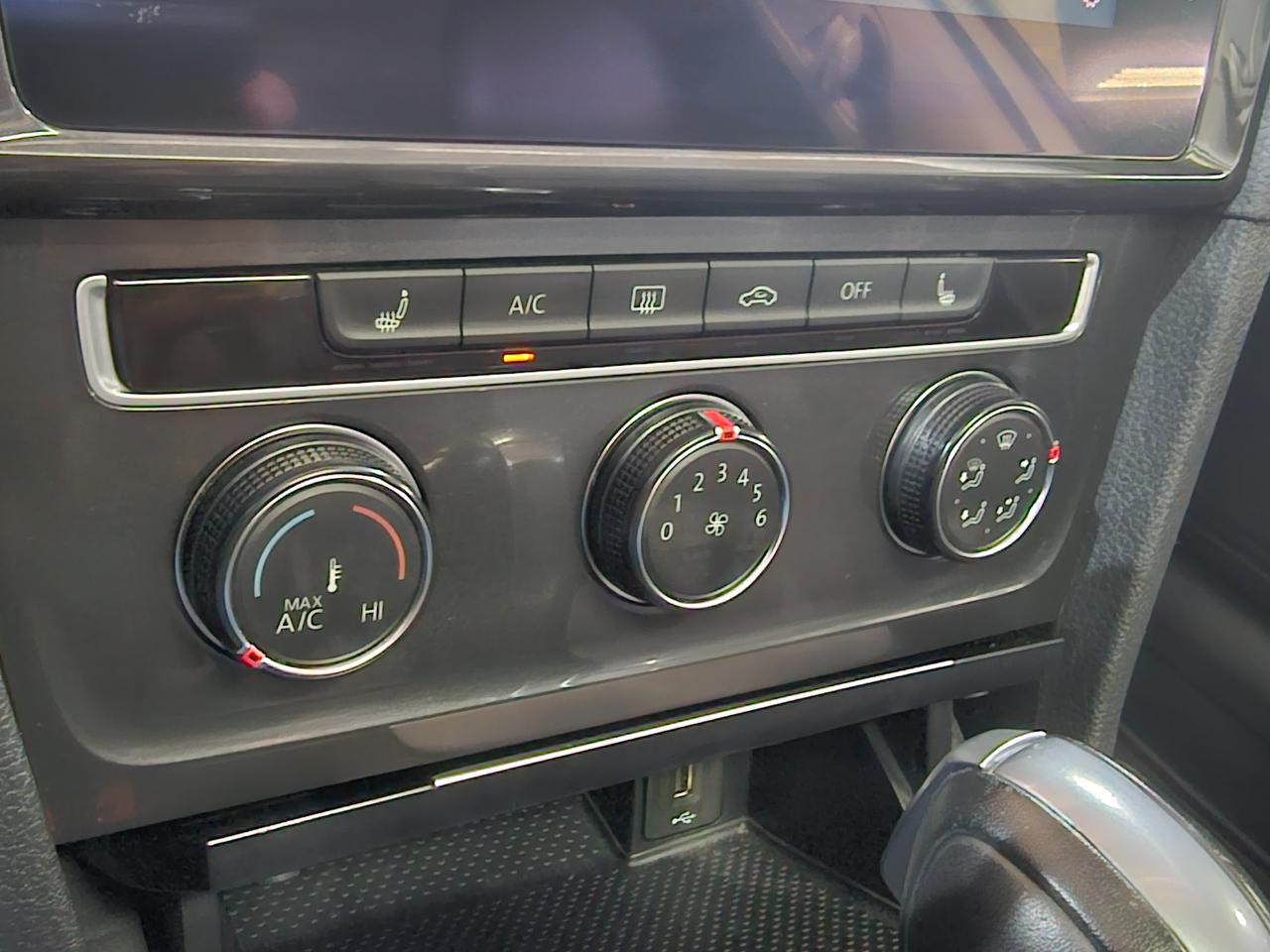 Volkswagen Golf 1.8T S Auto 2018